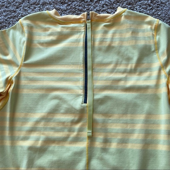 Lululemon | Run Warm Up Crew Top | Mellow Yellow Stripe | Size 4 - Picture 9 of 13